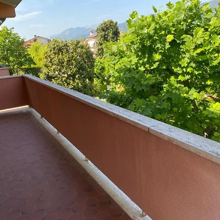 Villa Con Ampio Giardino A Forte dei Marmi